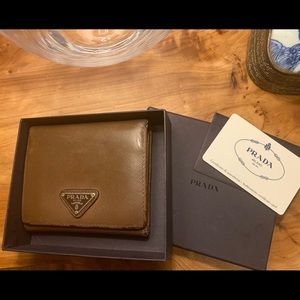 Authentic Prada Wallet, saffiano leather